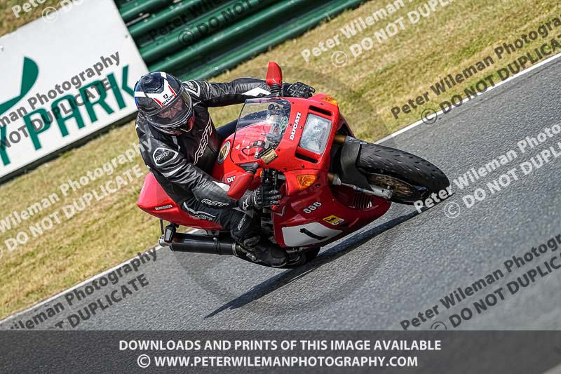 enduro digital images;event digital images;eventdigitalimages;mallory park;mallory park photographs;mallory park trackday;mallory park trackday photographs;no limits trackdays;peter wileman photography;racing digital images;trackday digital images;trackday photos